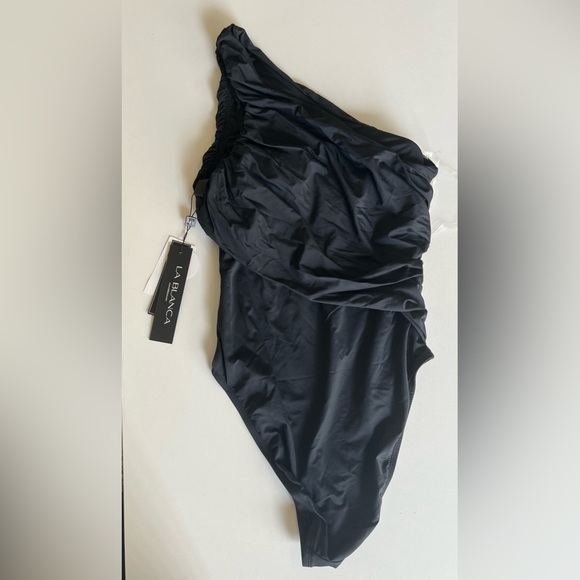 NWT La Blanca Island Goddess Shirred One Shoulder One Piece in Black Size 6 - Picture 4 of 5